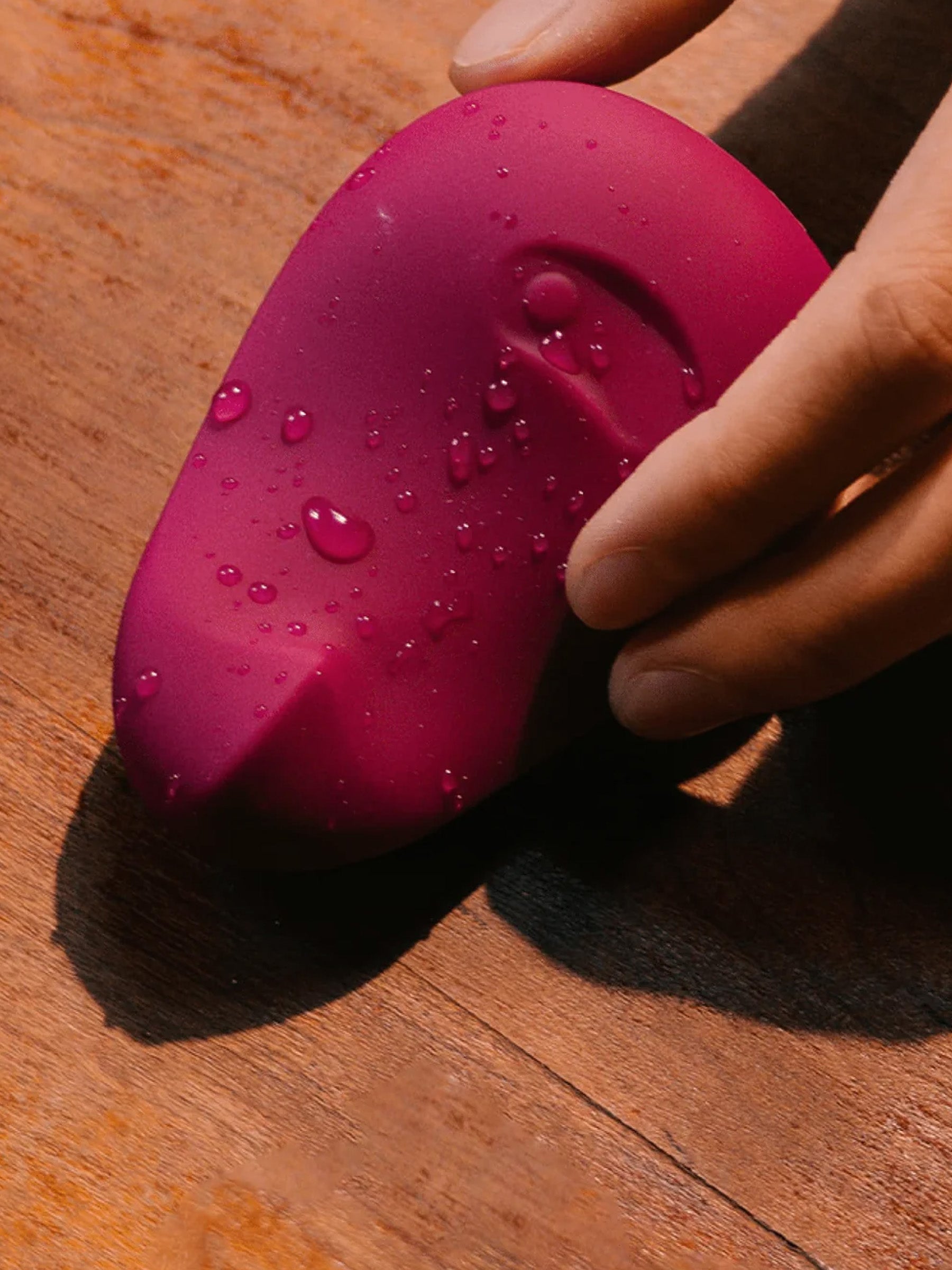 Dame Pom Clitoral Vibrator