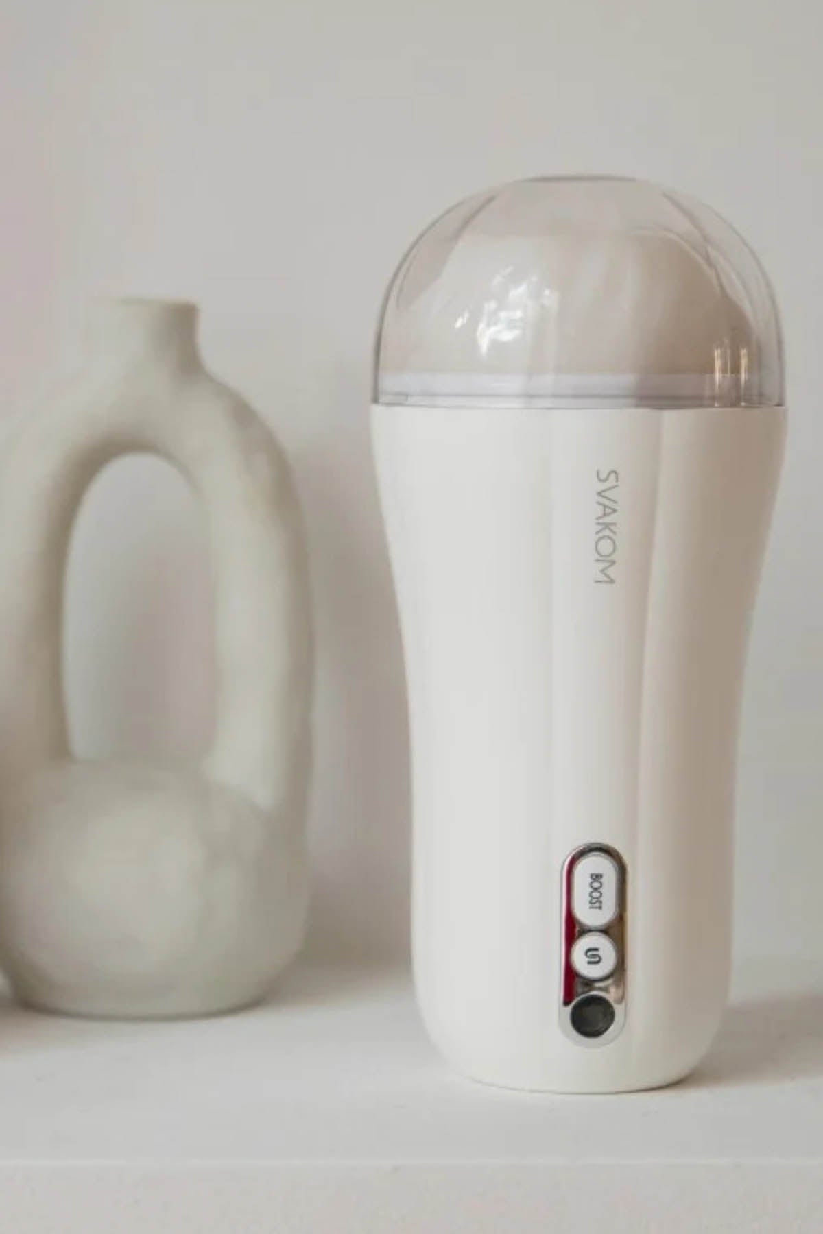 Svakom Robin - Vibrating Stroking Masturbator